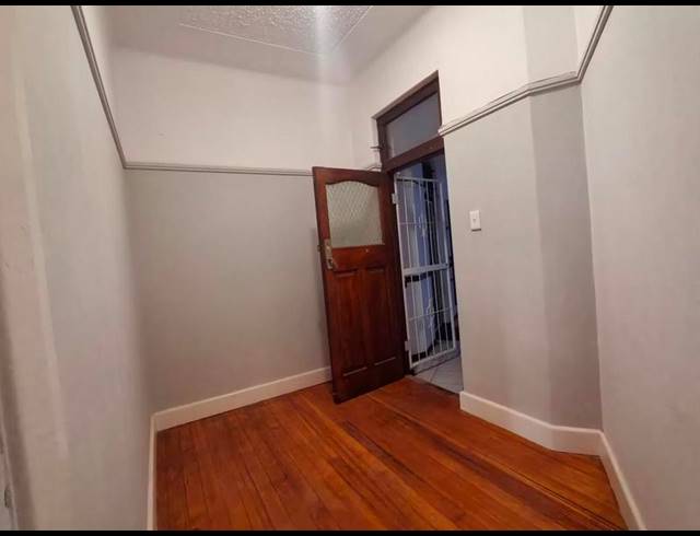 2 BEDROOM PROPERTY TO RENT IN GREEN POINT